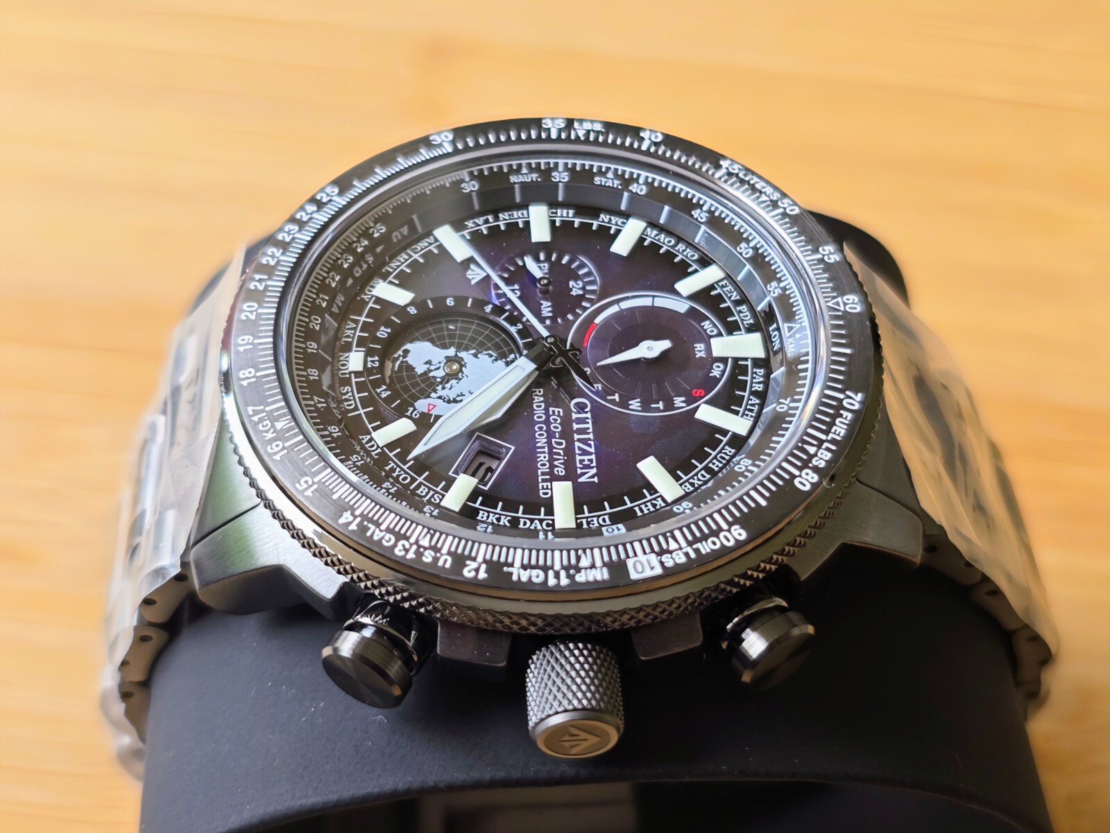 Pre-owned Citizen Limited Edition Promaster Geo Trekker By3005-56e World Time Watch