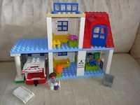 lego doctors clinic