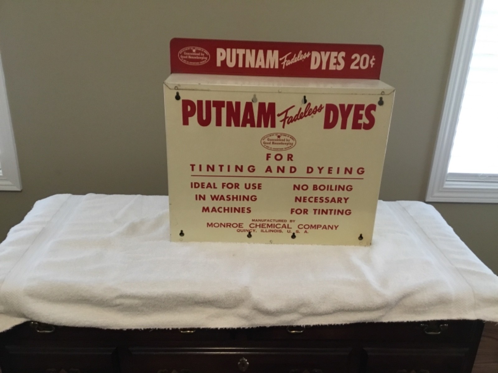 Putnam Dyes Display Cabinet