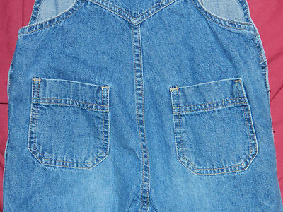 Youth Unisex Classic Oshkosh Brand Denim Overalls size 5 / 24-26x17