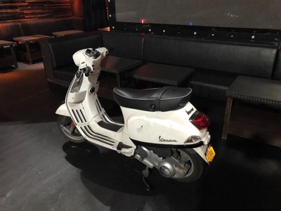 Vespa Piaggio LXI