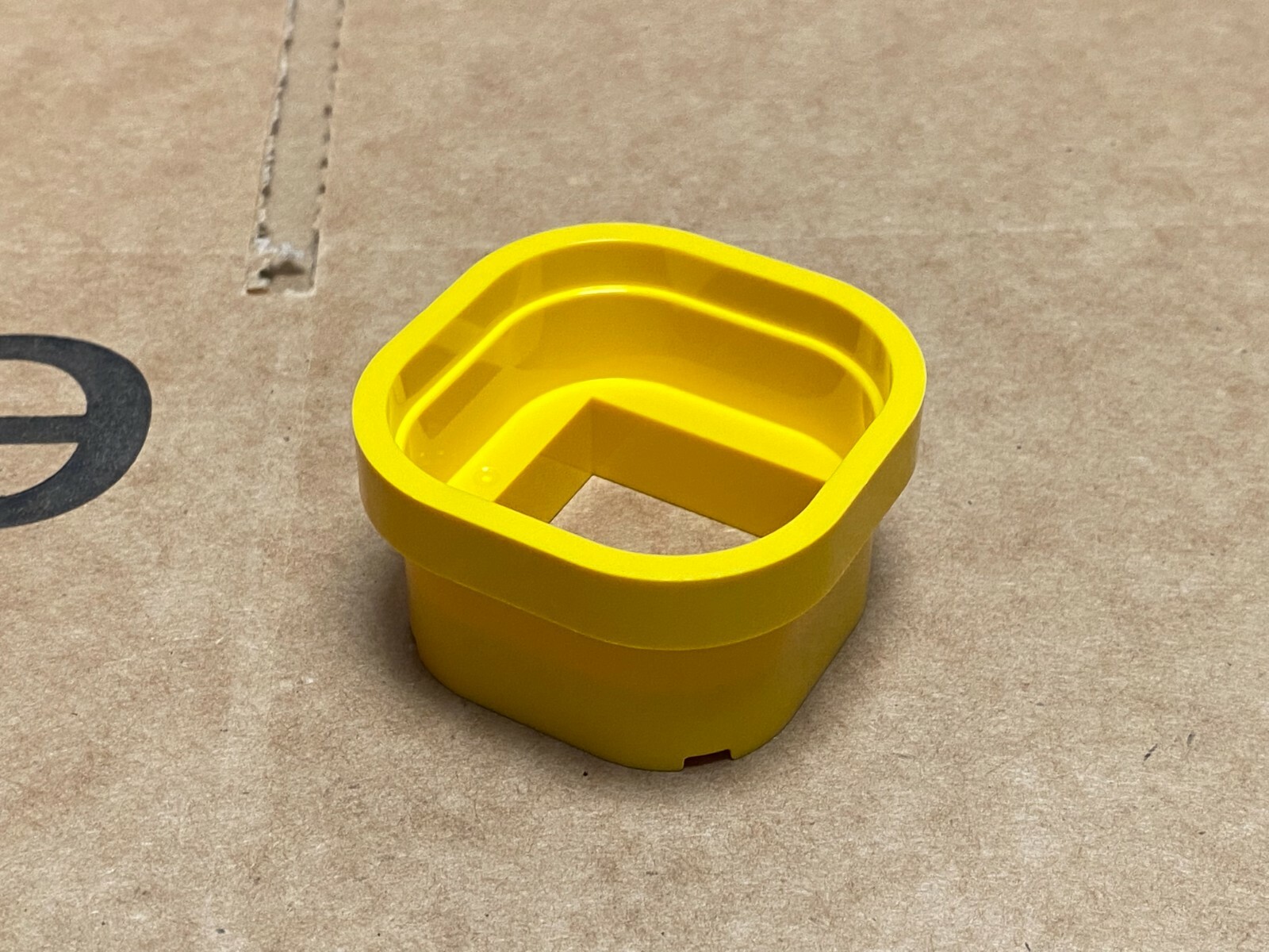 ひよページ LEGO Parts - Yellow Cylinder Warp Pipe 6 x 6 x 4 - No 66787