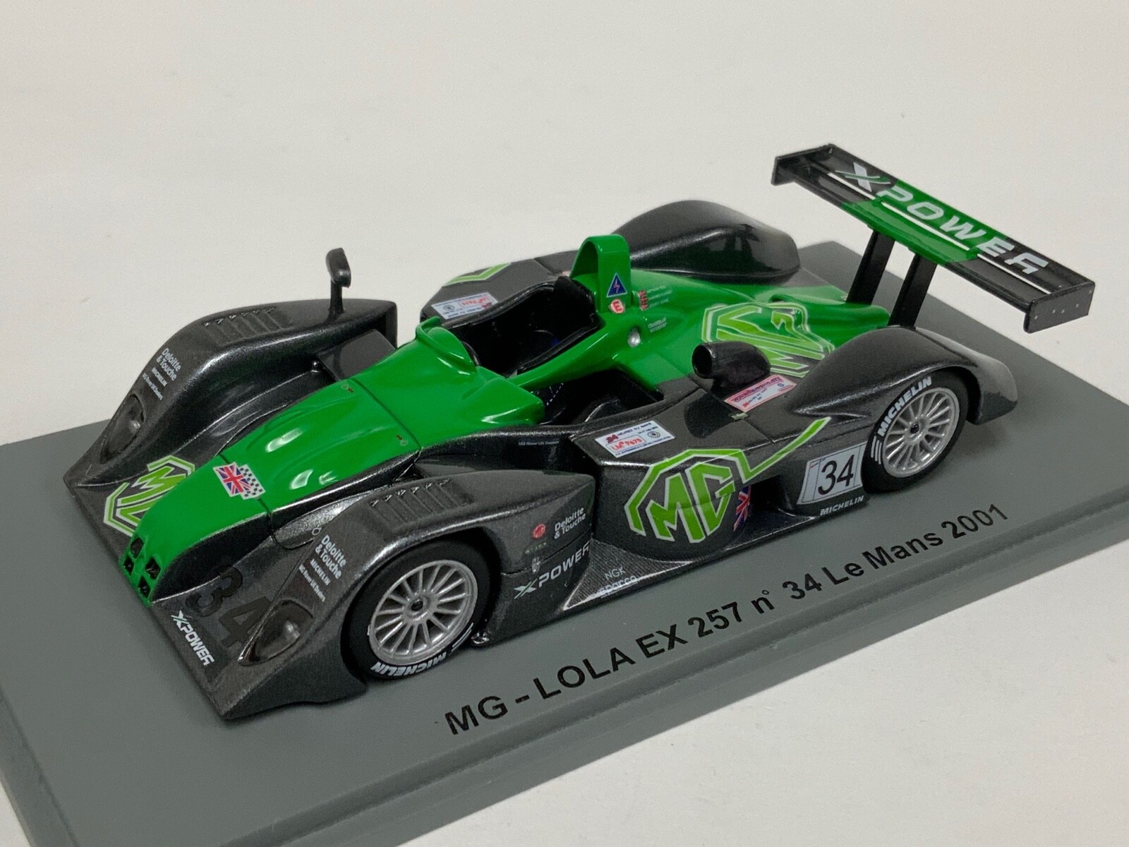 1/43 Spark MG-Lola EX 257 from 2001 24 Hours of Le Mans car