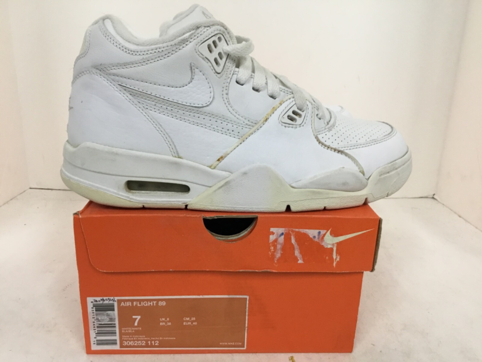 Nike Air Flight 89 Mens sneaker #306252 112 Size 7 white