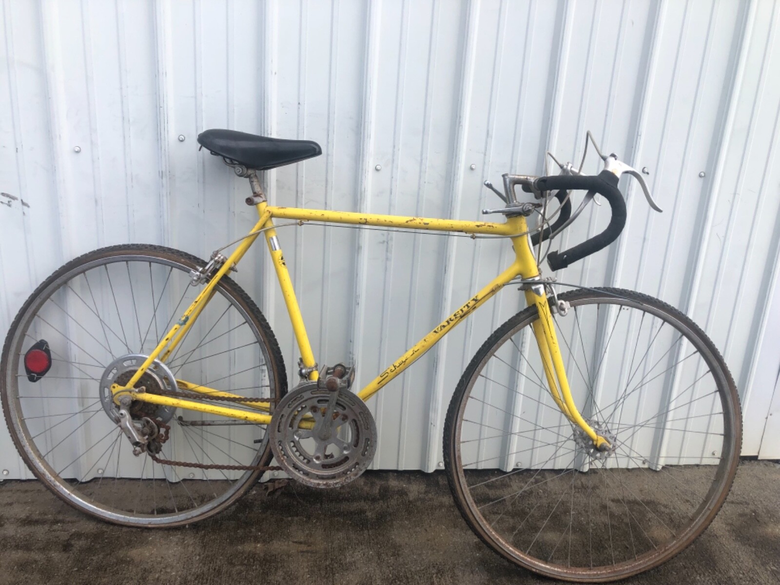Vintage Schwinn Touring Bike- Schwinn Varsity-10 Speed- 55cm Vintage Schwinn Touring Bike- Schwinn Varsity-10 Speed- 55cm