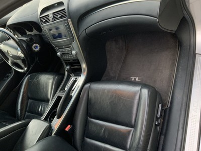 image 8 of interior