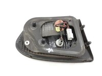 Hyundai H1 04-07 Rückleuchte Heckleuchte für Klappe Rechts Hyundai H1 04-07 28.02.2005 92406-4A610 gebraucht Vorschau 6