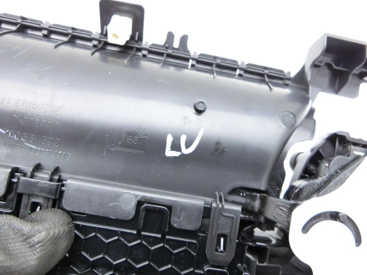 Tesla Model 3 Perf 20-23 Luftdusche Luftkanal Lüftung Vorne Links Tesla Model 3 Perf 20-23 18.04.2023 1807437-00-A... Vorschau 7