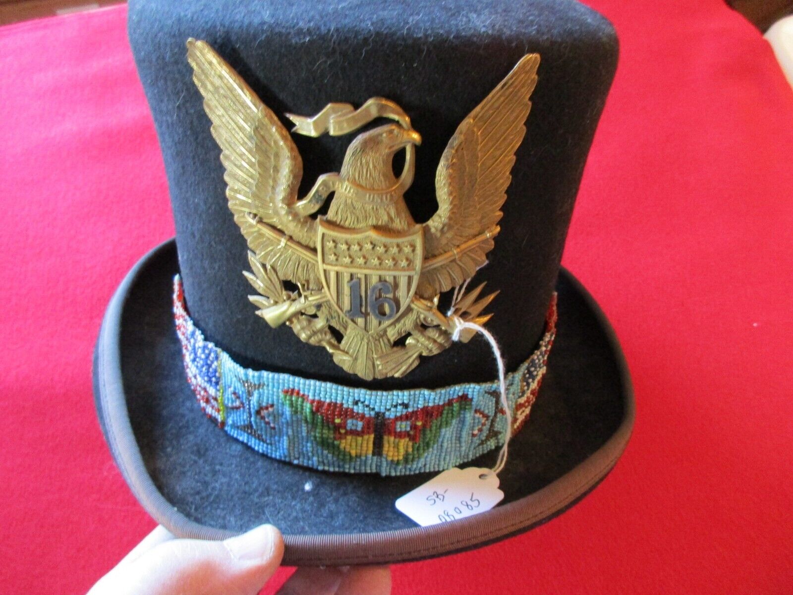 HUDSON BAY FUR TRADE ERA, NATIVE AMERICAN BEADED TOP HAT, SB-1123*08085 HUDSON BAY FUR TRADE ERA, NATIVE AMERICAN BEADED TOP HAT, SB-1123*08085