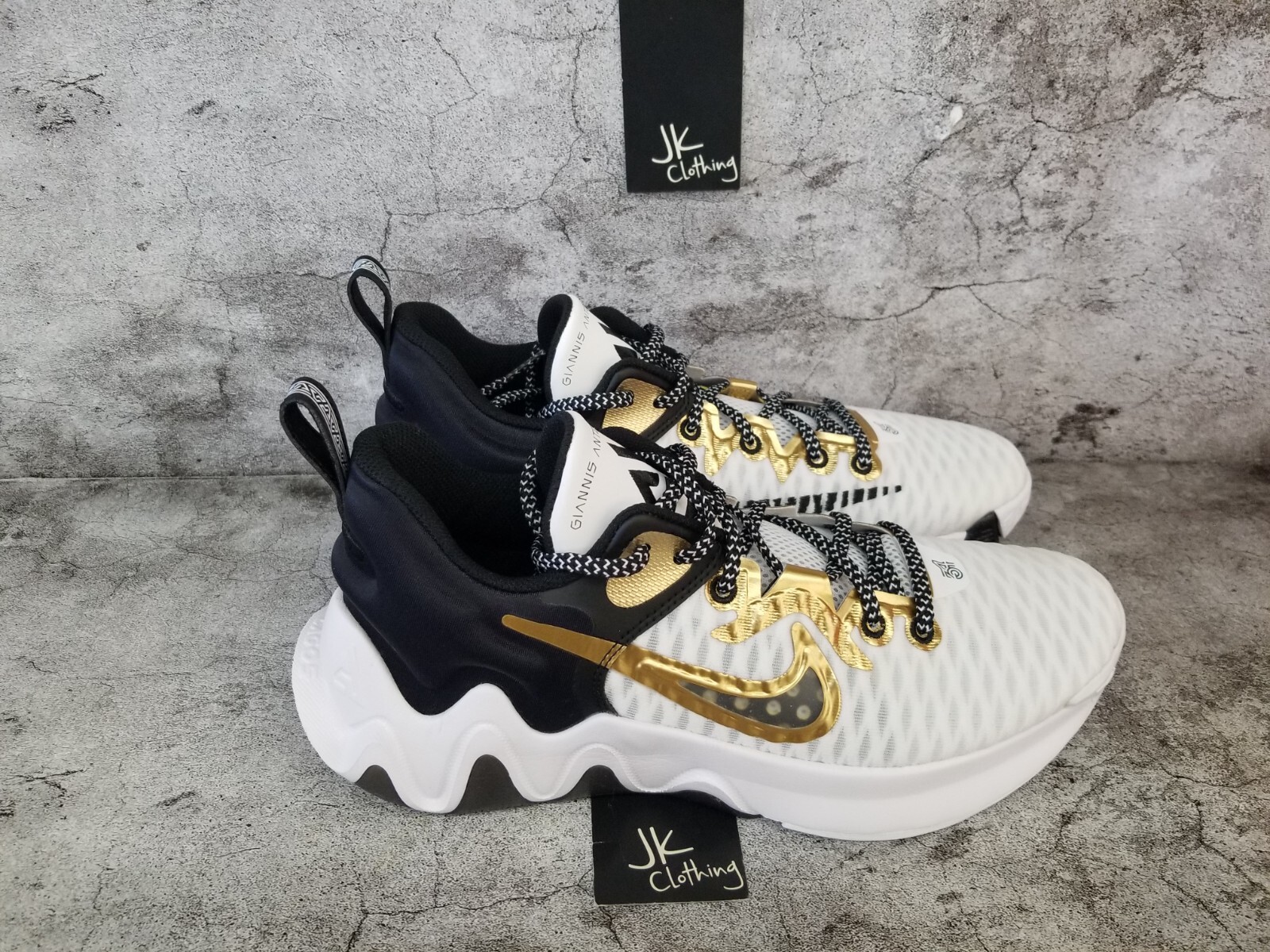 Pre-owned Nike Men Size 9.5 Giannis 