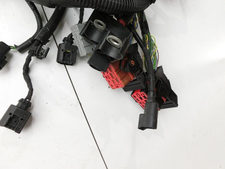 Volvo V40 525 12-16 Kombi Kabelbaum für Motor Volvo V40 525 12-16 01.01.2013 31314441 31314441-AF gebraucht Vorschau 3
