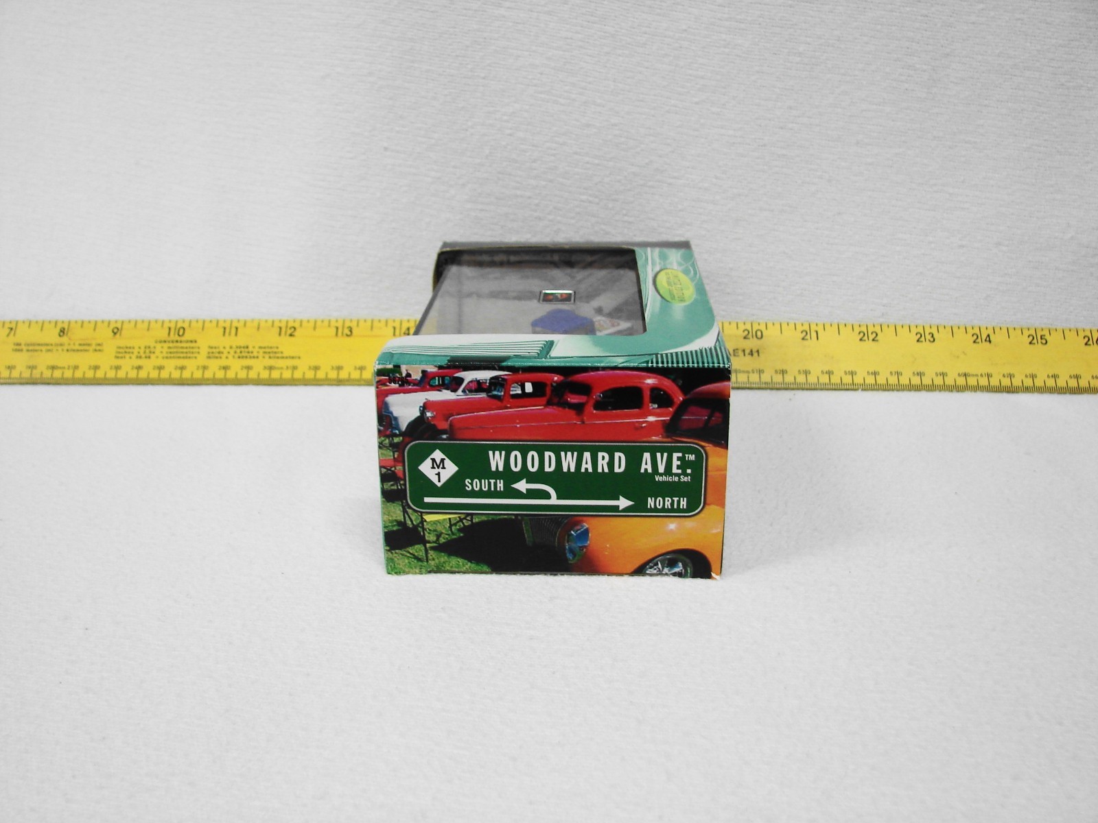 100% Hot Wheels Limited Edition Woodward Ave Adult Collectors Series Cadillac