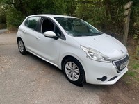 2014 Peugeot 208 1.2 VTi Access+ 5dr HATCHBACK Petrol Manual