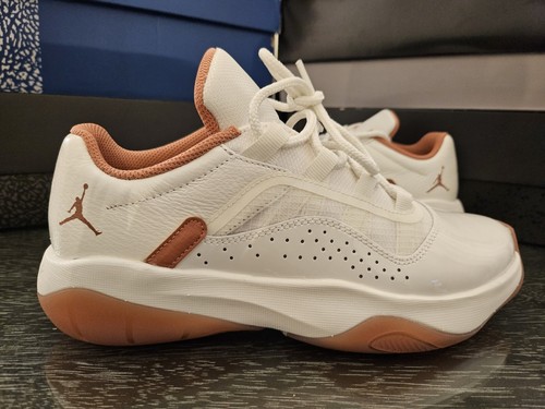 SZ 11- WMNS AIR JORDAN 11 CMFT LOW | eBay