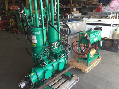 GEA Houle piston pump Sync 2 modular + hydraulic unit / Farm technologies