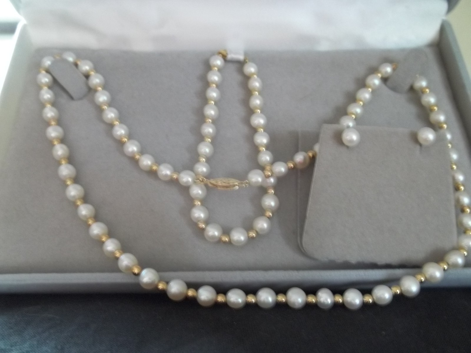 Pearl set necklace, bracelet earrings 14K gold clasps and accent beads NEW BOXED