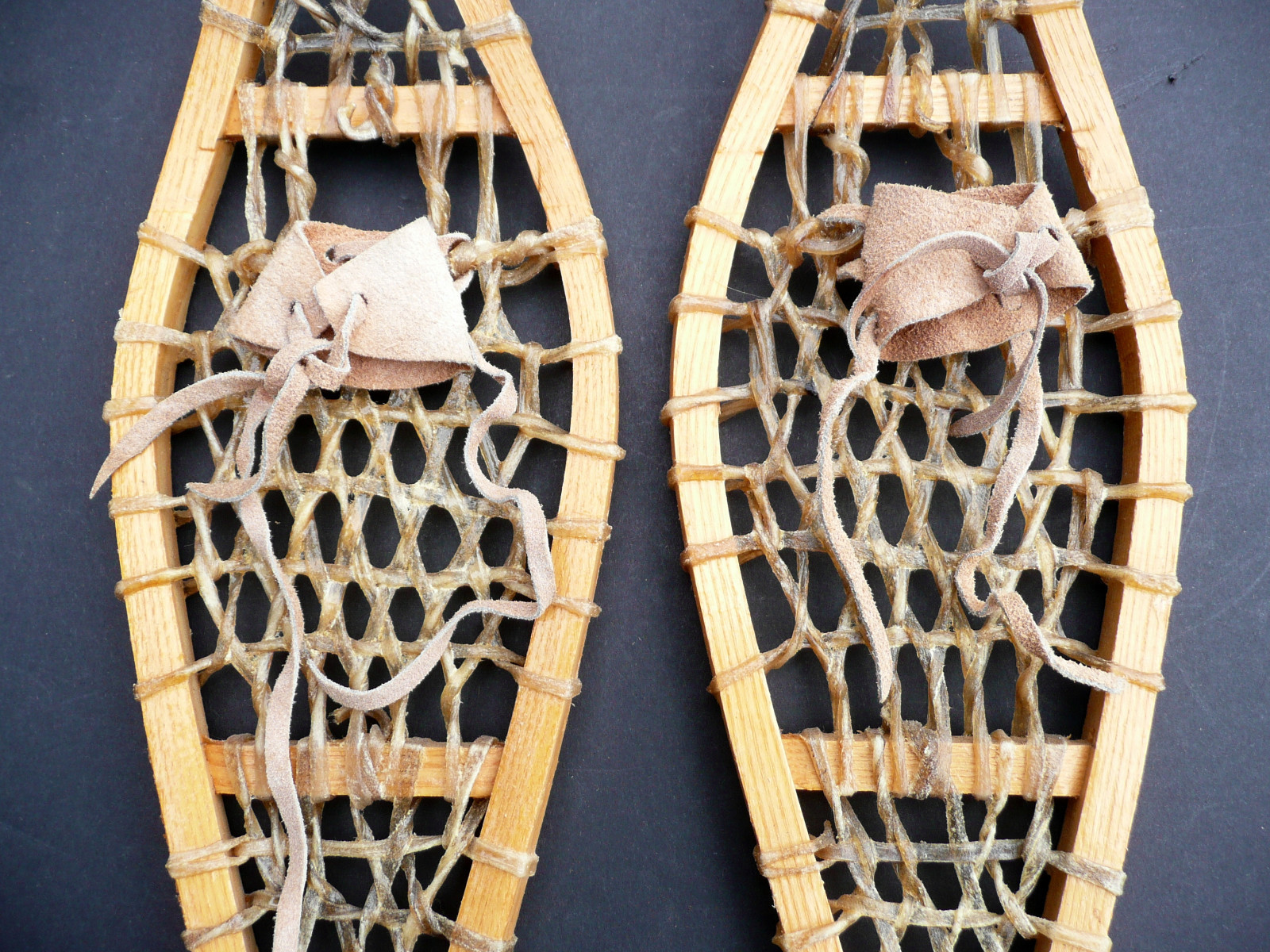 VERY SMALL Indian Made Snowshoes Salesman Sample 20 x 4.5 FREE SHIP
