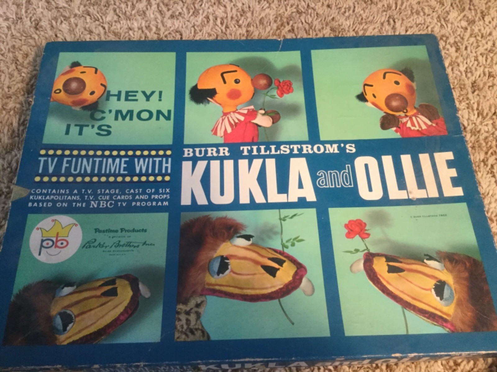Rare Vintage Kukla & Ollie TV Funtime Theater Play Kit 1962 board puppets