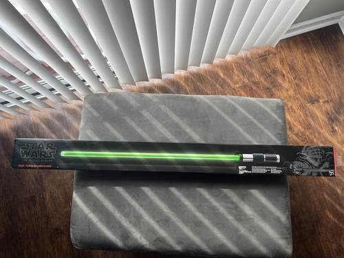 Star Wars Black Series Yoda 01 Force FX Lightsaber