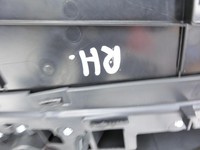 Audi A4 8W 19-24 Kombi Türverkleidung Türpappe Rechts Hinten Audi A4 8W 19-24 27.01.2020 8W0867304AA 8W0899N2M... Vorschau 10