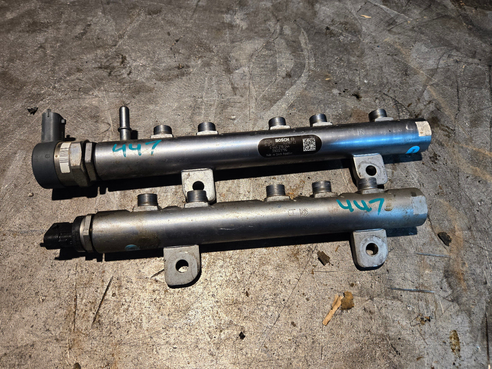 2014-2019 3.0L EcoDiesel FUEL RAILS 0445216050 0445216044 0281006209 - Picture 1 of 6