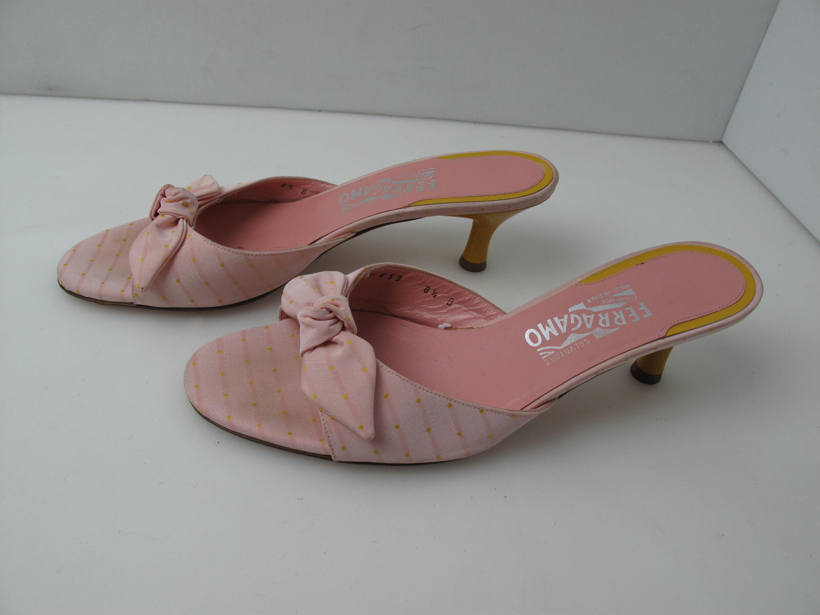 【Bow】Ferragamo ピンクリボンヒール $_57.JPG?set_id=880000500F