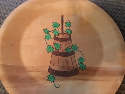 3 WOODCROFTERY HAND PAINTED WOODEN DECORATIVE PLATES VINTAGE USA 2@8” 1@9.5”