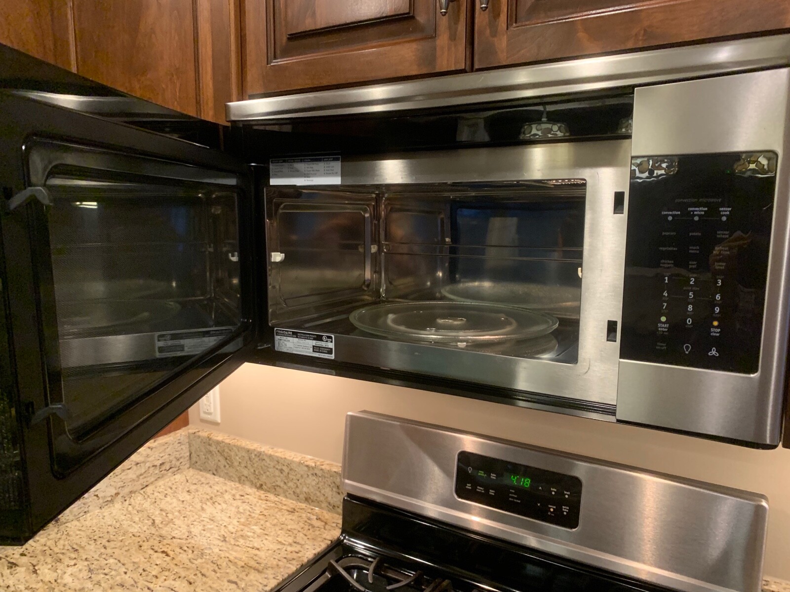 Frigidaire Fgmv 155CTF 30 Inch over The Range Microwave Oven in Stainless Steel