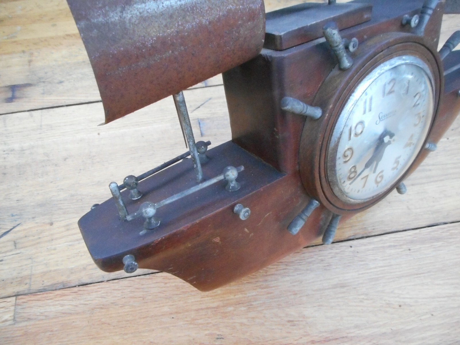 Vintage Sessions Clock Co. 