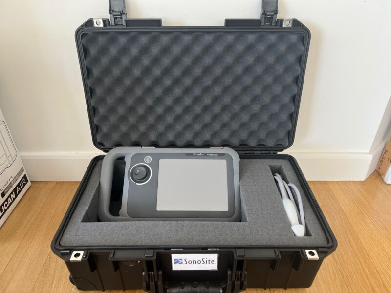 SonoSite NanoMaxx Ultrasound Case with L38n, Battery, Power Supply.