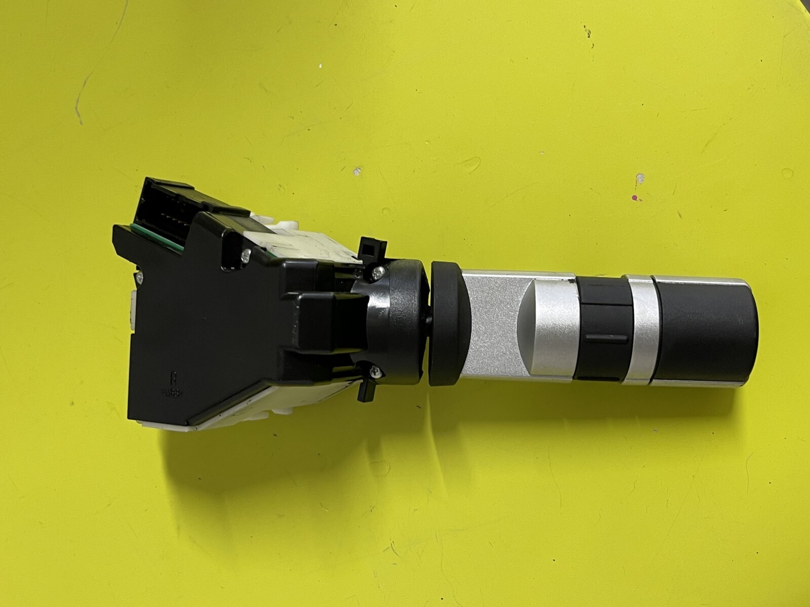 NISSAN 350z WIPER SWITCH - thumbnail 4