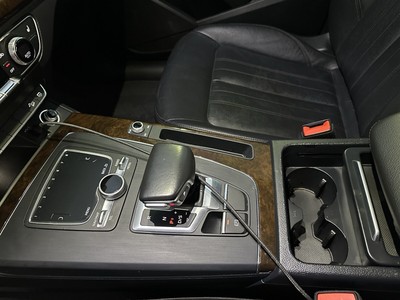image 4 of interior