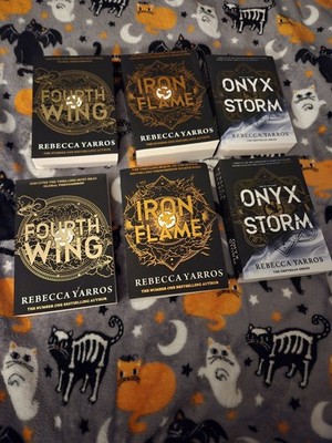 Fourth Wing, Iron Flame, Onyx Storm セット Empyrean Series - Fourth Wing X Iron Flame X Onyx Storm Set