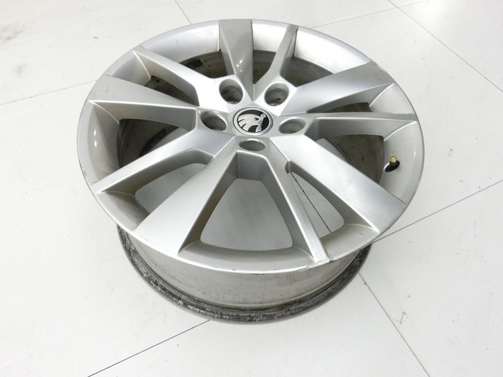 Skoda Octavia 17-20 1 x Felge Aluminiumfelge 17 Zoll 5X112 Skoda Octavia 17-20 09.11.2017 5E0601025BG... Bild 2