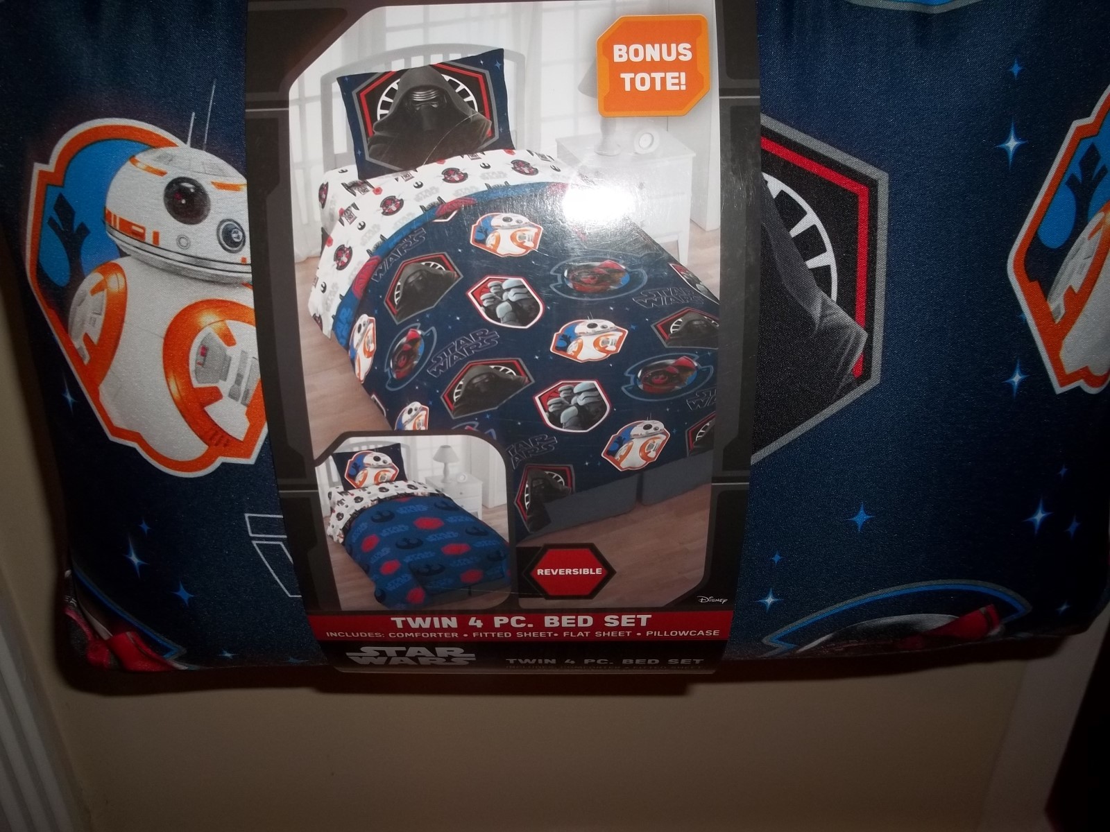 NIP Star Wars 5pc Reversible Comforter Set w/Bonus Tote Bag