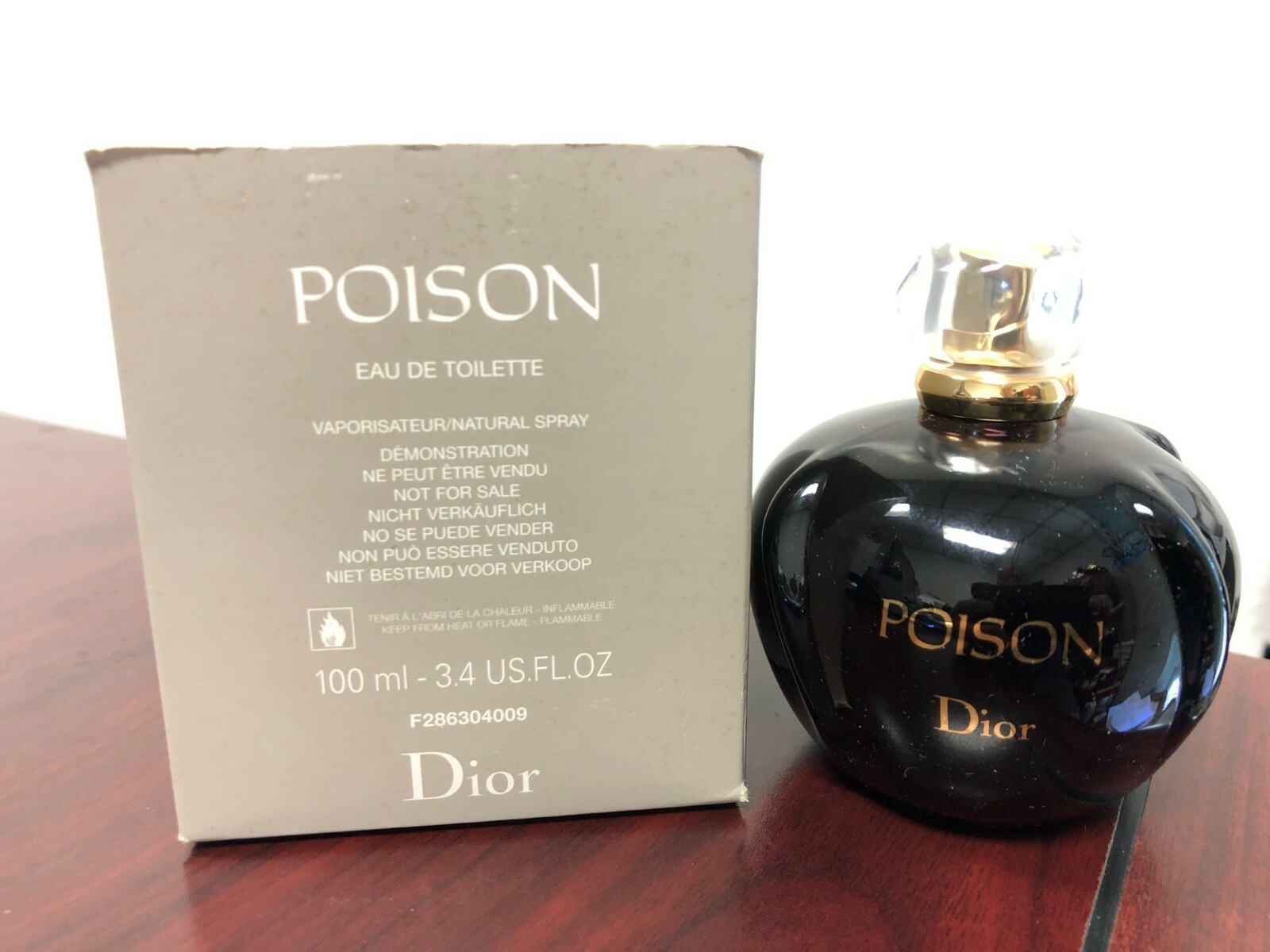 廃盤　Christian Dior Poison Eau de Toilette Amazon.com : Christian Dior Women's Poison Eau de Toilette