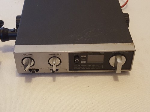 Realistic TRC-418 Model No. 21-1511 40 Ch CB Transceiver