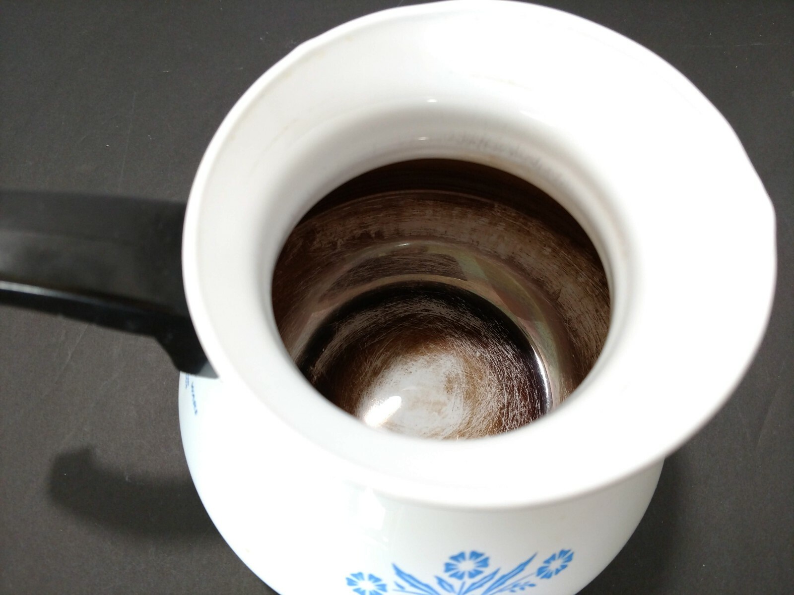 Vintage Corning Ware Cornflower Blue and White Teapot Coffee Carafe 6 Cup P-104