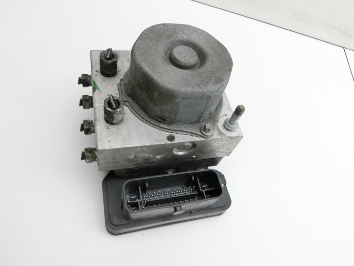 Nissan Micra IV K13 10-13 ABS ESP Steuergerät Aggregat Hydraulikblock Nissan Micra IV K13 10-13 01.08.2012... Vorschau 5