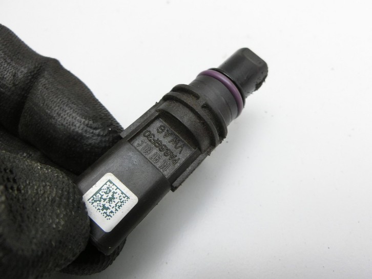 Audi A4 8W 19-24 TDI 2,0  DEZE Nockenwellensensor Sensor Audi A4 8W 19-24 27.01.2020 04L907601C gebraucht Bild 5