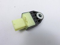 Toyota Prius + Plus W40 Airbagsensor Crashsensor Sensor Rechts Hinten Toyota Prius + Plus W40 15.11.2015 8983152030... Vorschau 4