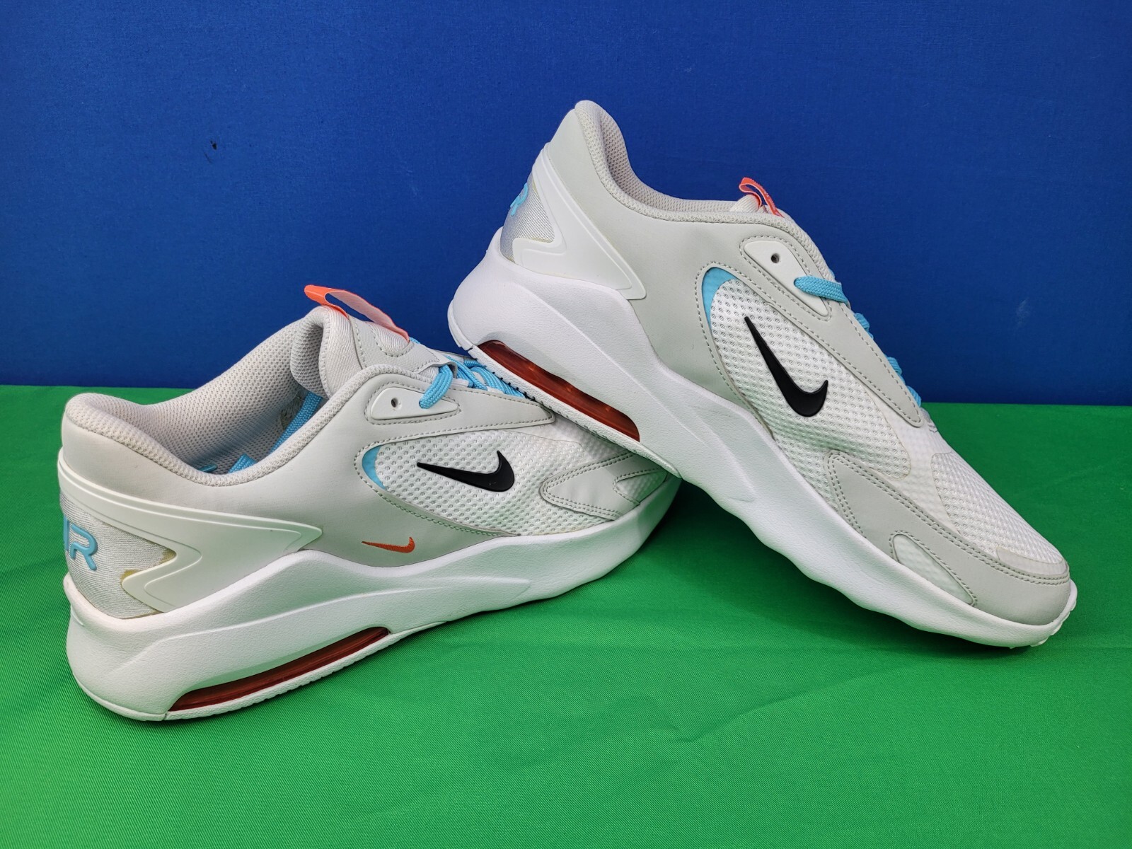 nike acg fossil stone