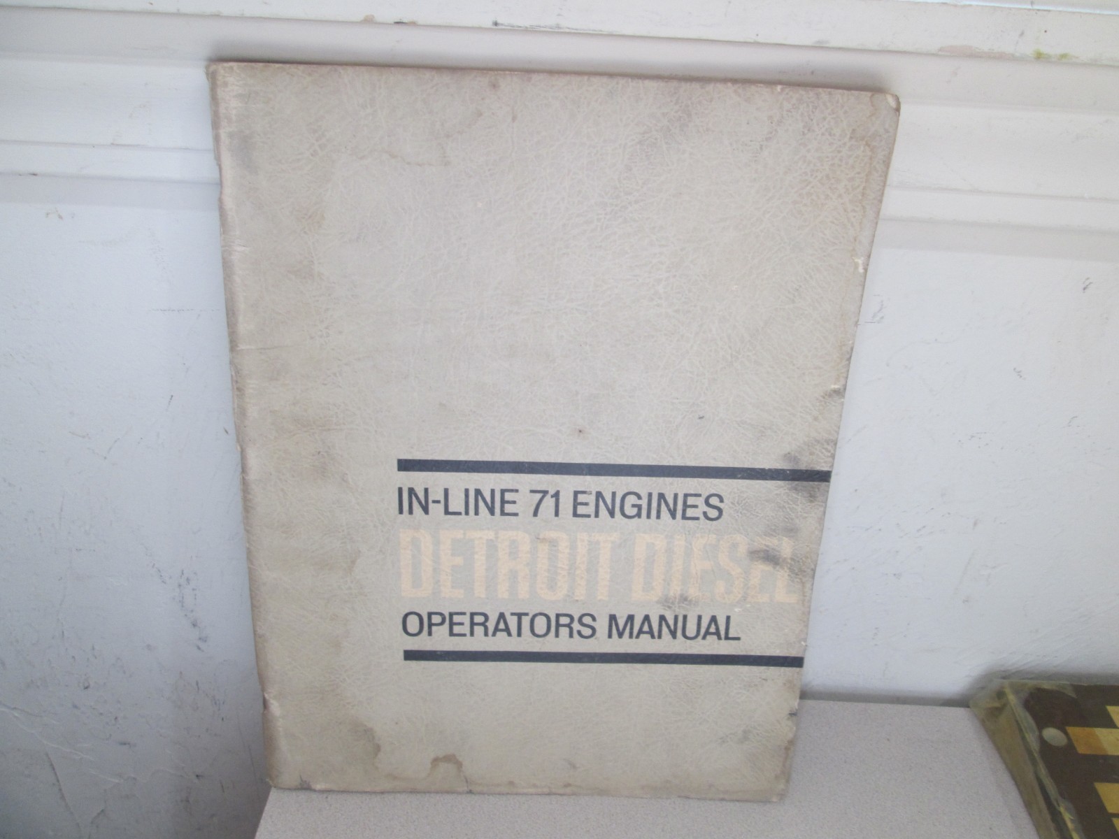Lot of 2 Manuals 1972 Detroit Diesel Allison Engines V-71 In Line Service Manual