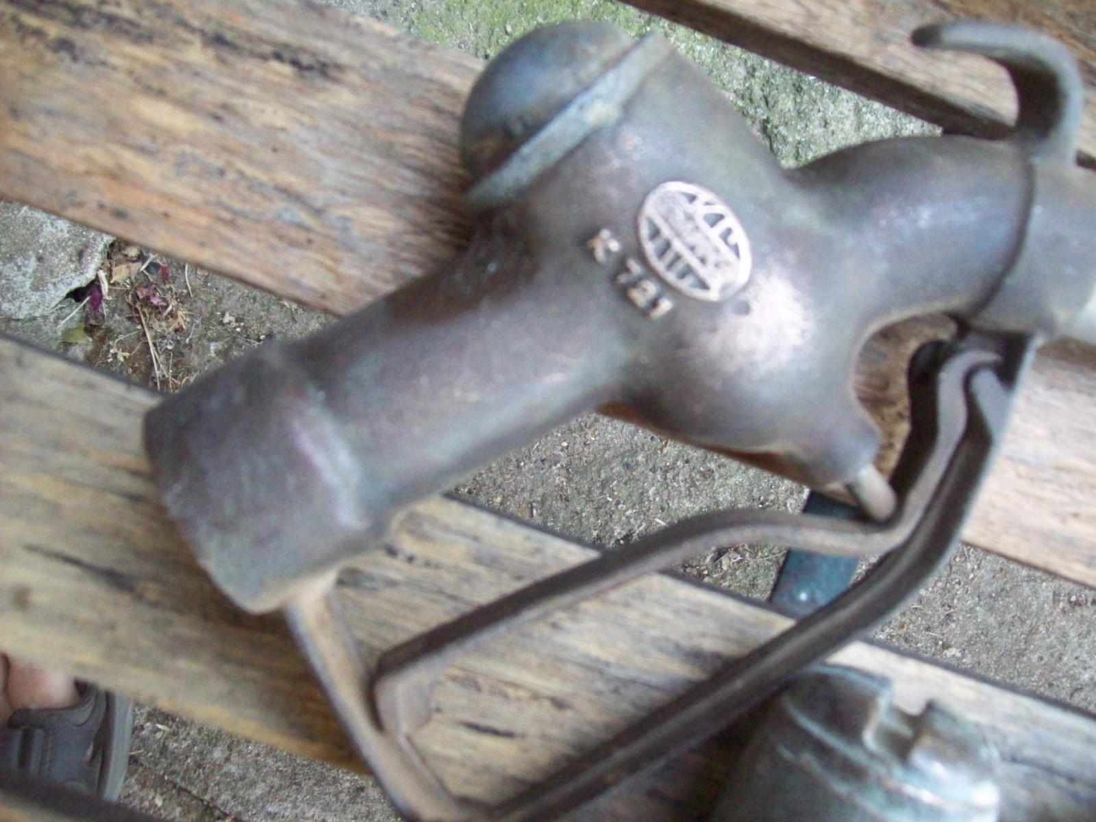 5 Vintage Gas Pump Nozzles, Brass Knappco,Brass Ebw,Buckeye,2 Ebw with Chome Nut