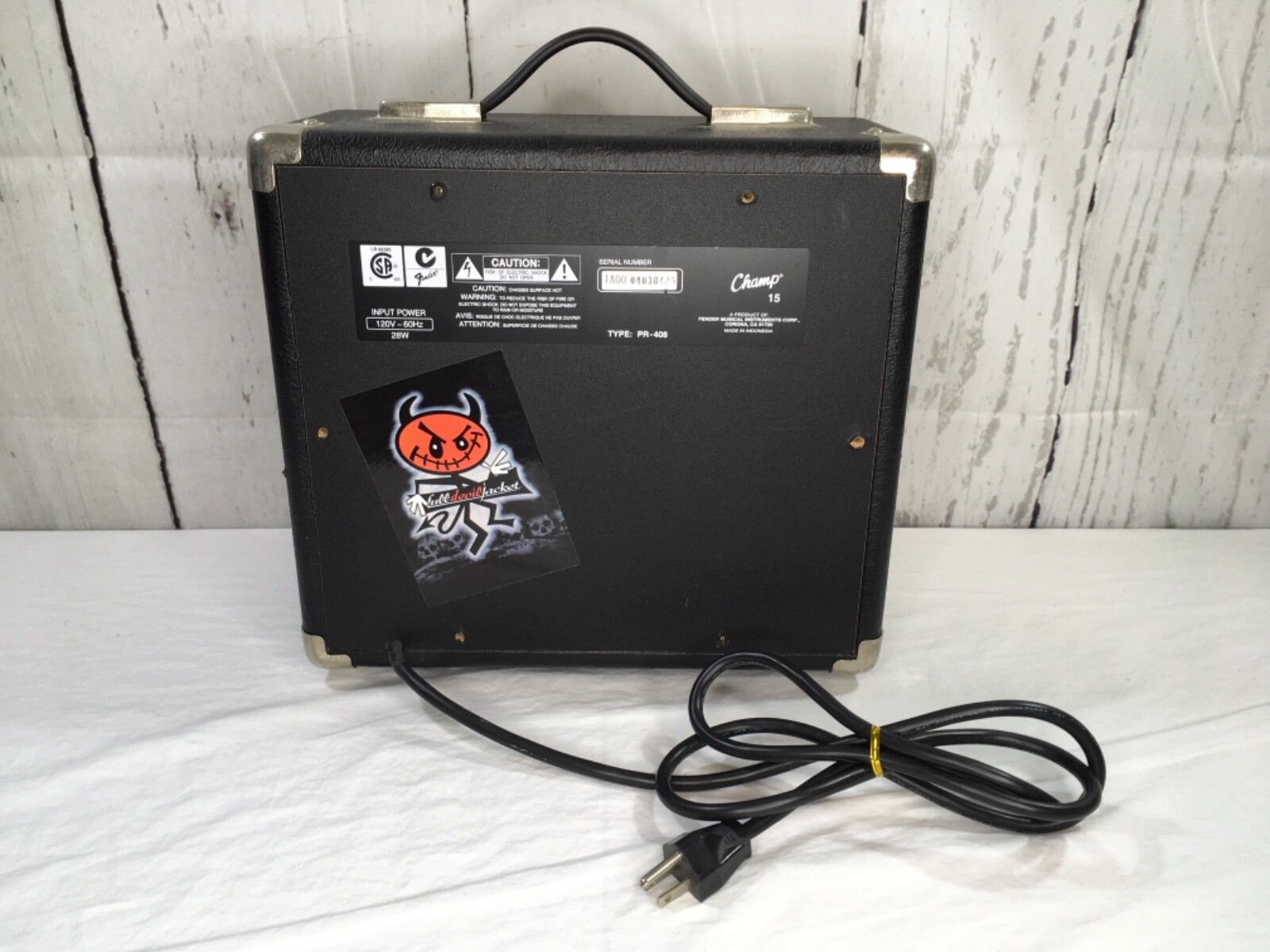 FENDER SQUIER CHAMP 15 GUITAR AMP PR-408 28W 120V 60HZ