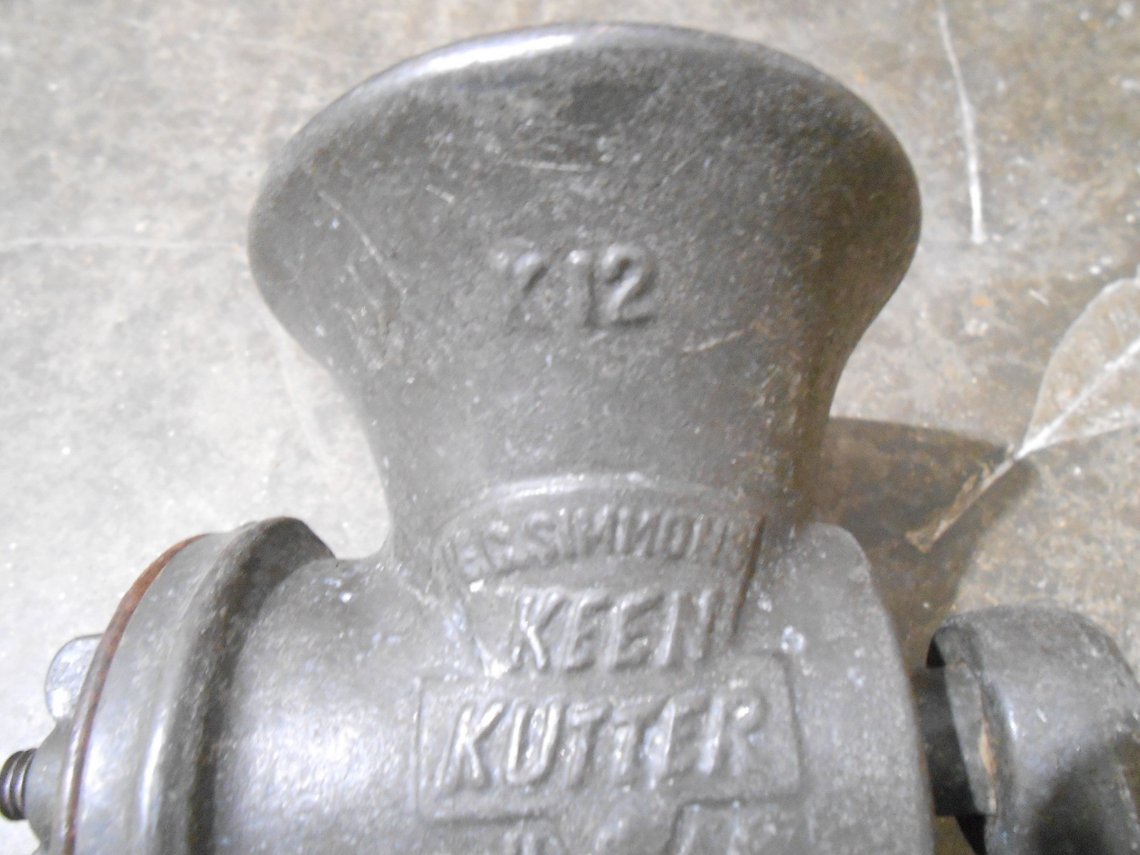 E.C. Simmons Keen Kutter K12 Meat Grinder - K12 Patent Pending Status - 5 Blades