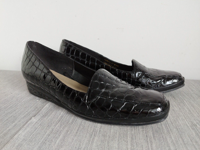 Van dal wedge shop shoes uk