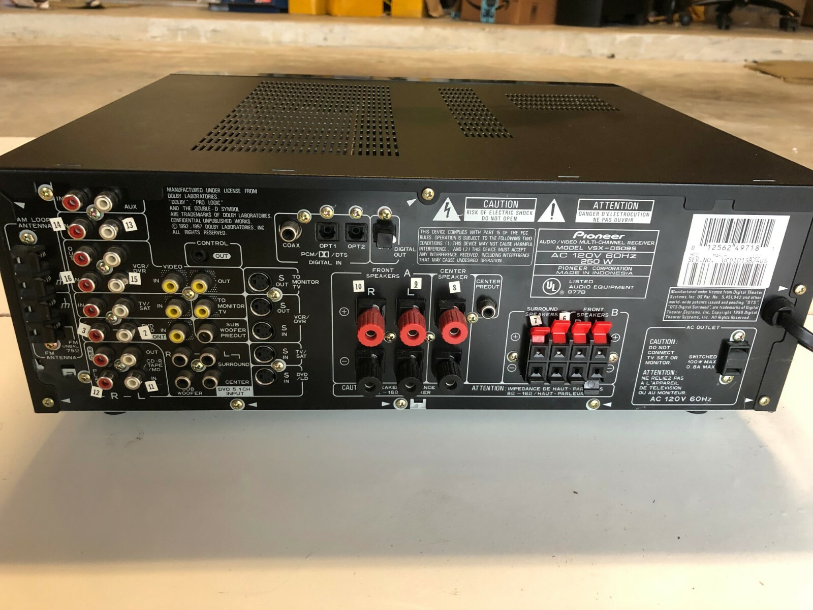 Pioneer VSX-D509S Receiver Home Theater /Audio/Video.