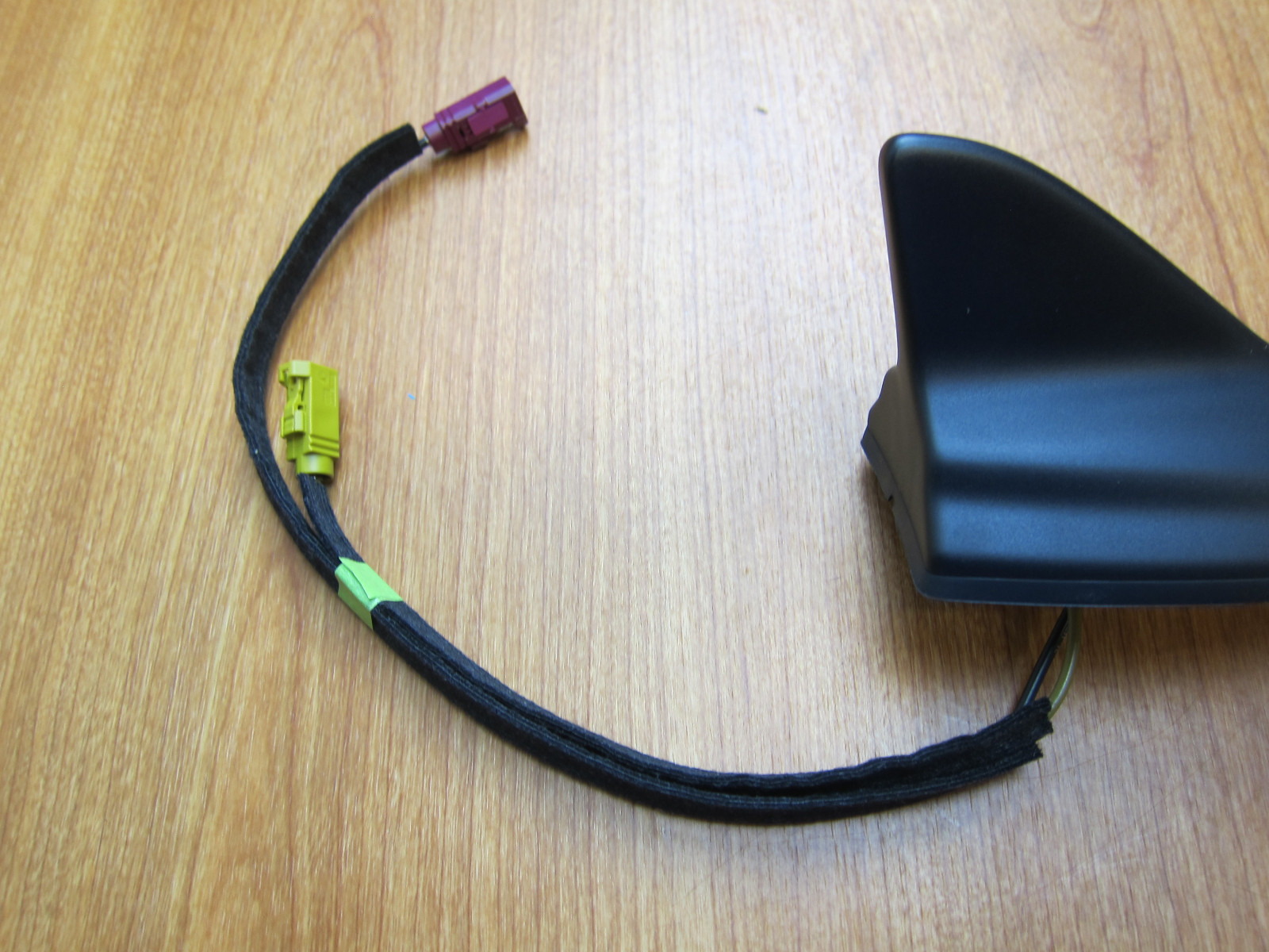 20132017 Dodge Ram 1500 / Challenger Rear Mounted Satellite Radio