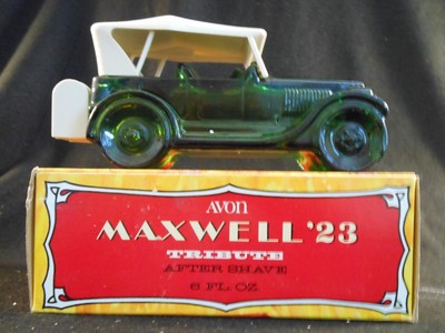 Avon ''Maxwell '23'' decanter, Vintage1972 - 74, New in box